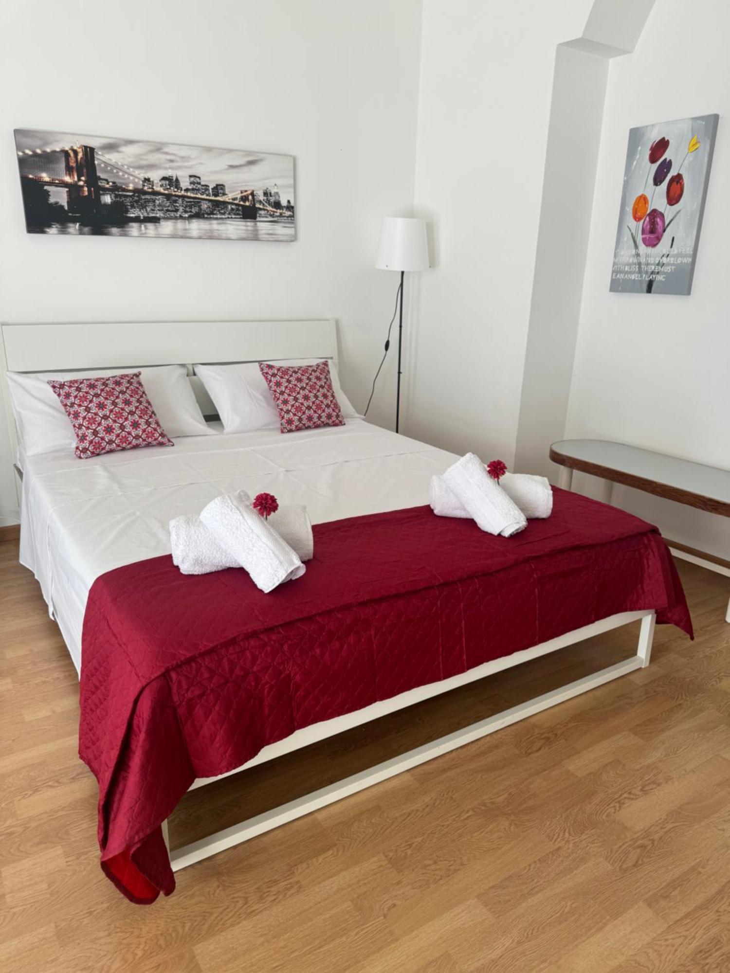Fuga Romantica Vicino Al Mare - Rental Beb Balestrate Esterno foto