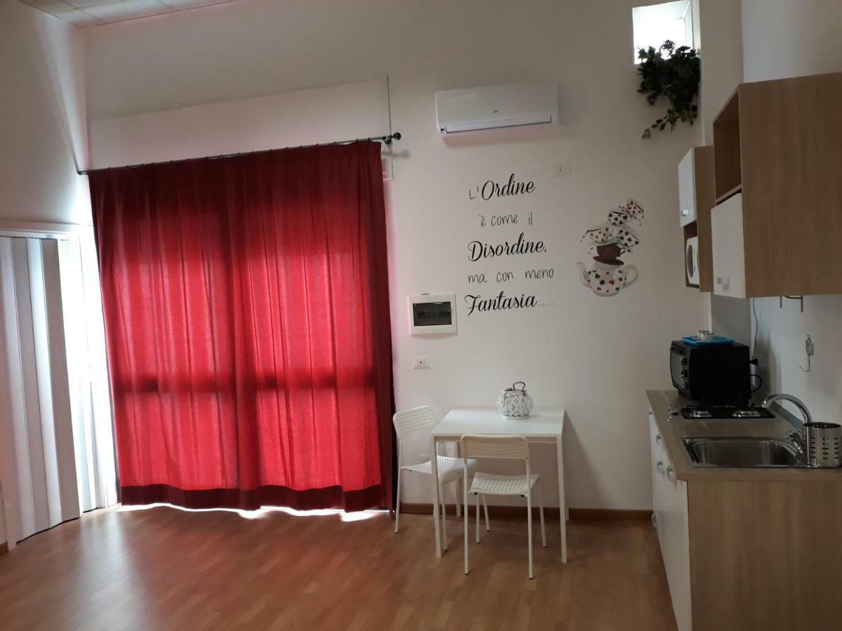 Fuga Romantica Vicino Al Mare - Rental Beb Balestrate Esterno foto